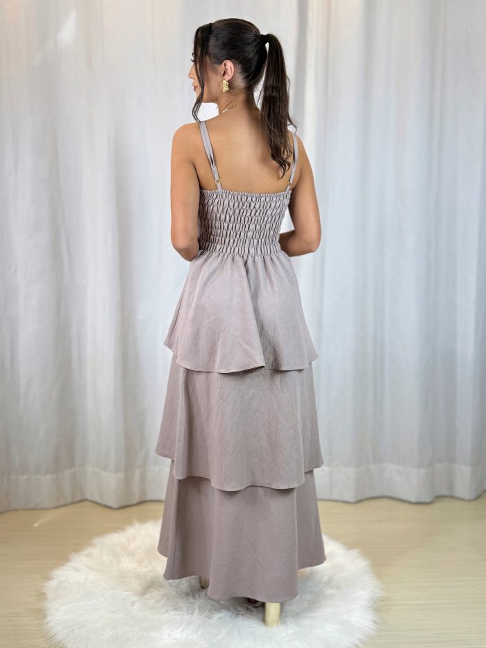 vestido chik bege vestido chik bege