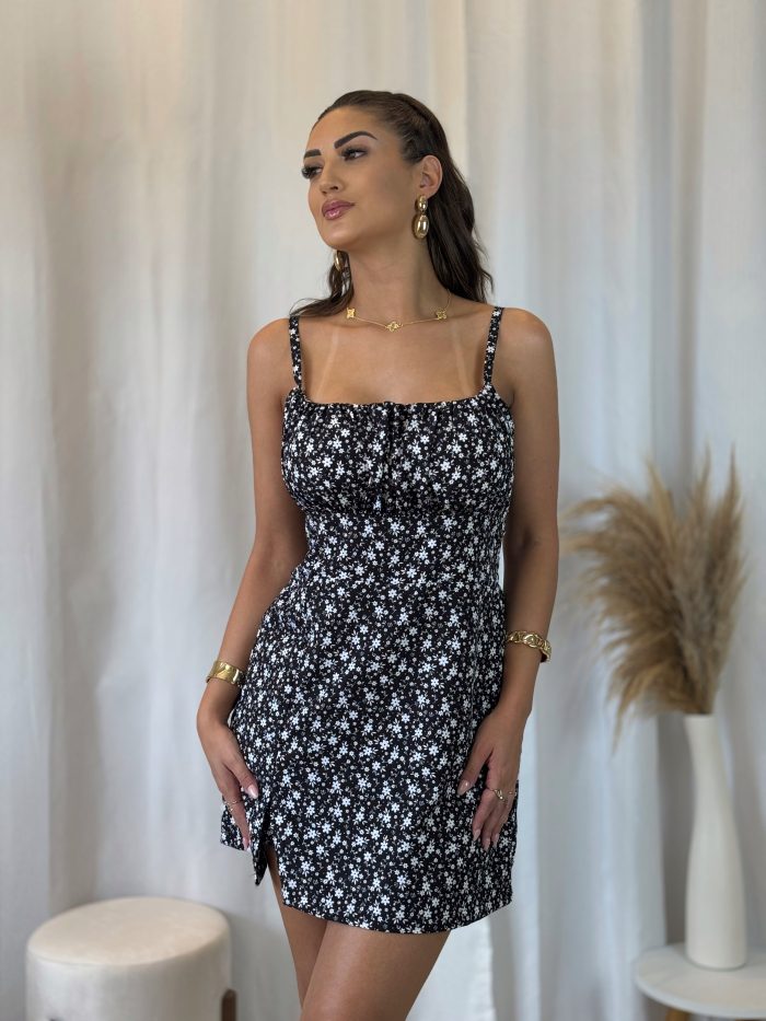 macaquinho joana preto floral macaquinho joana preto floral